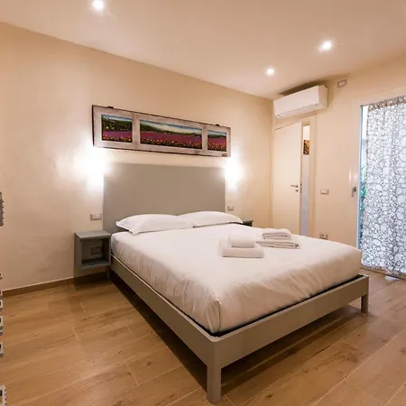 Mercato Contemporary By Mmega Apartment Florence